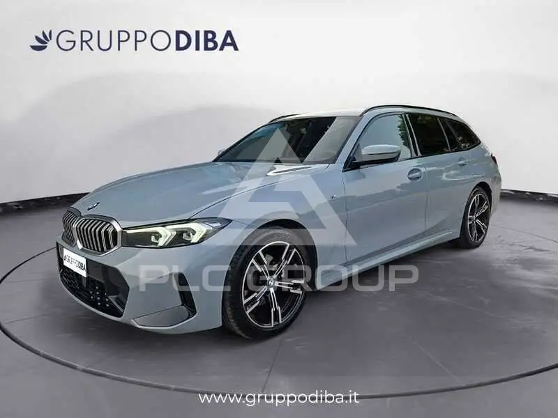 2025 BMW 320