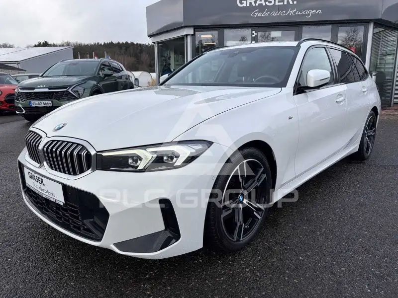 2025 BMW 320
