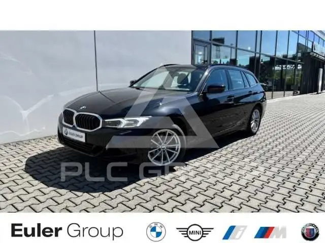 2025 BMW 320