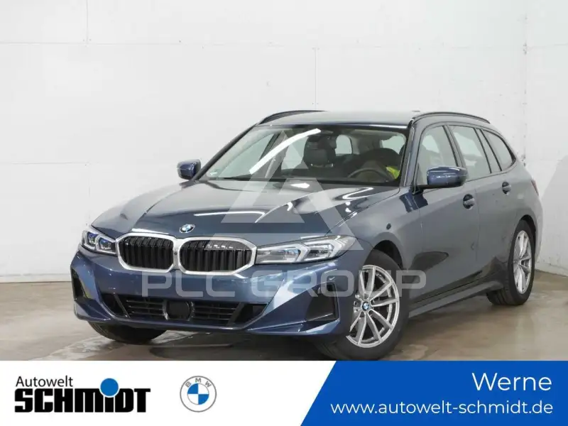2025 BMW 320