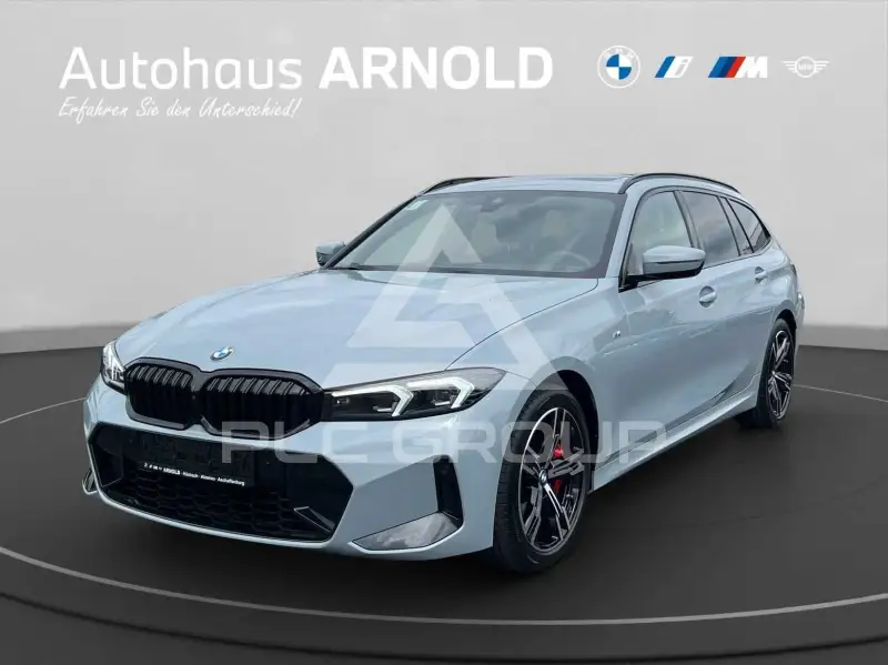 2025 BMW 320