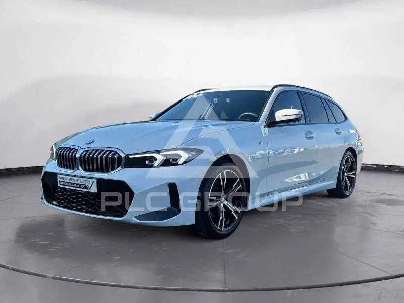 2025 BMW 320