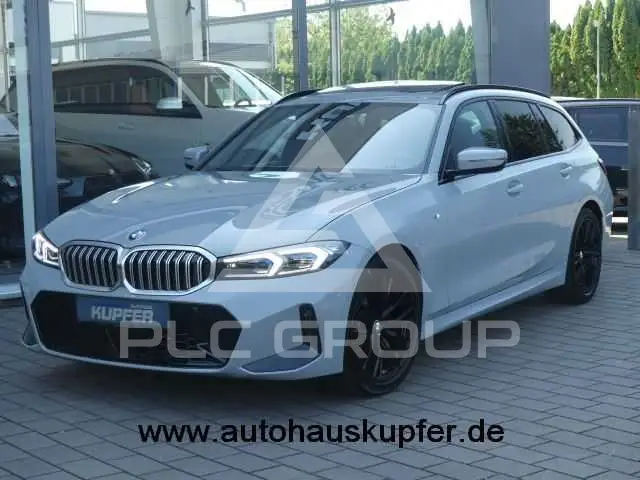 2025 BMW 320