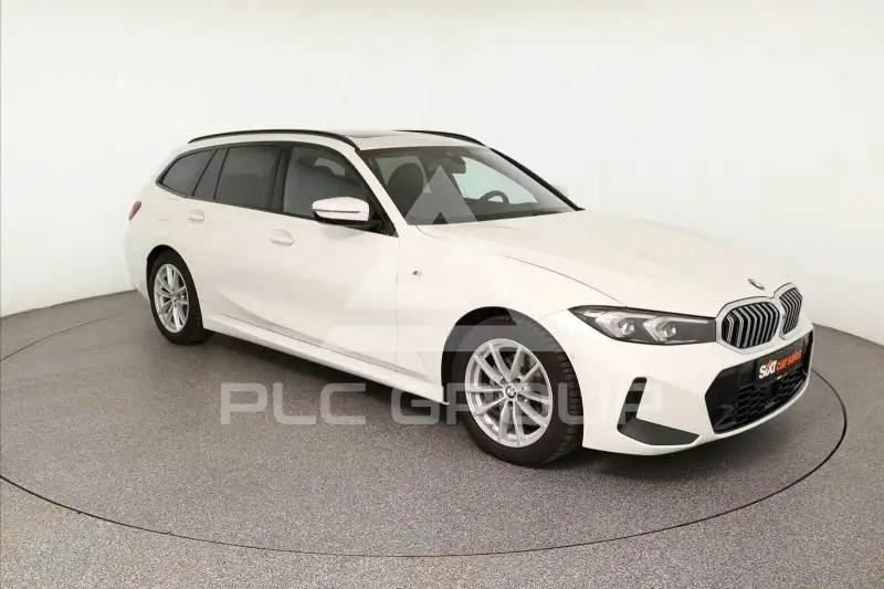 2025 BMW 320