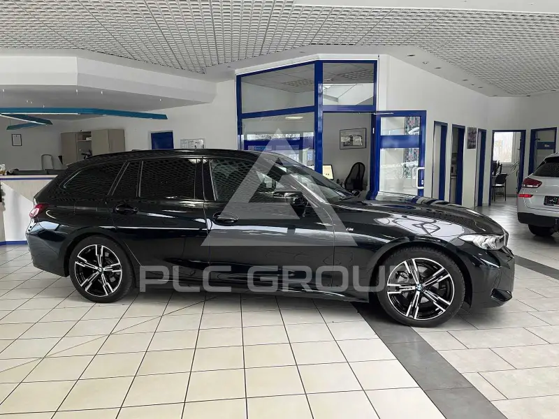2025 BMW 320