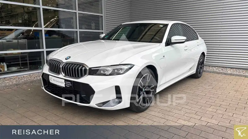 2025 BMW 330