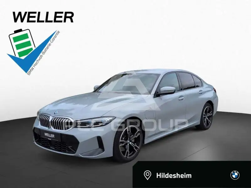 2025 BMW 330