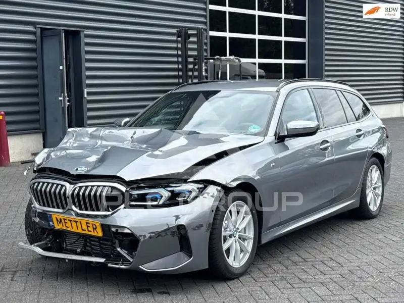 2025 BMW 330