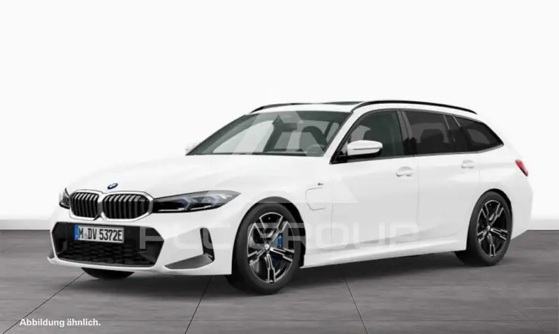 2025 BMW 330