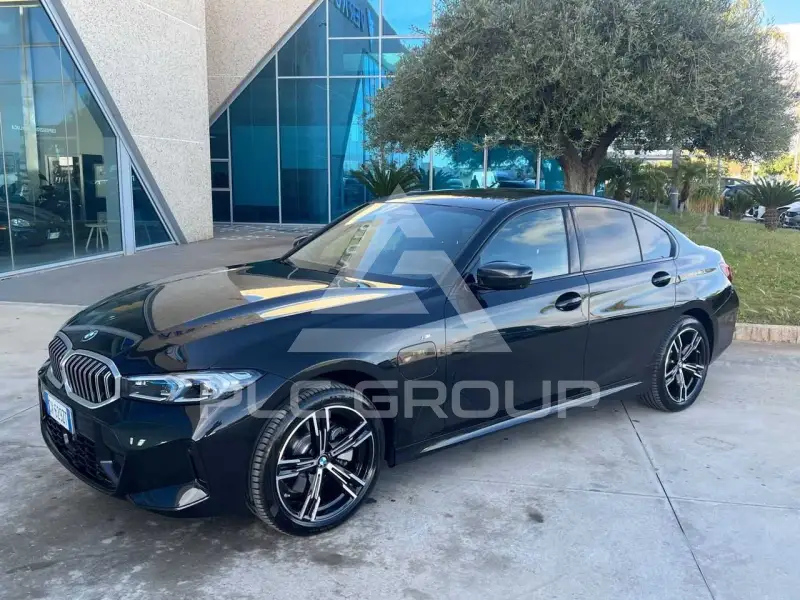 2025 BMW 330
