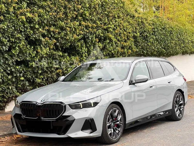 2025 BMW 540