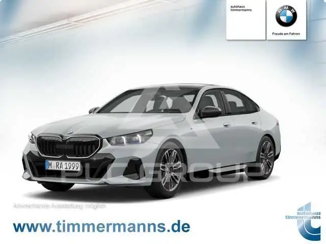 2025 BMW 540