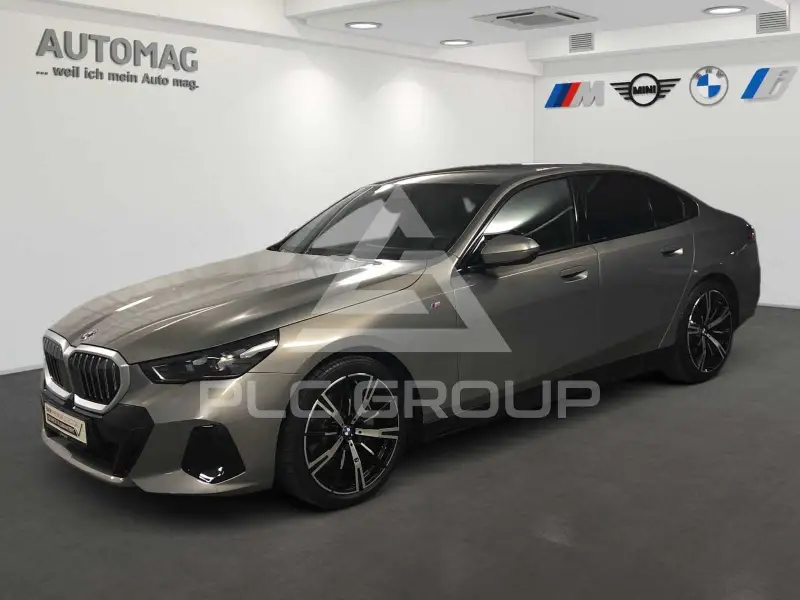 2025 BMW 540