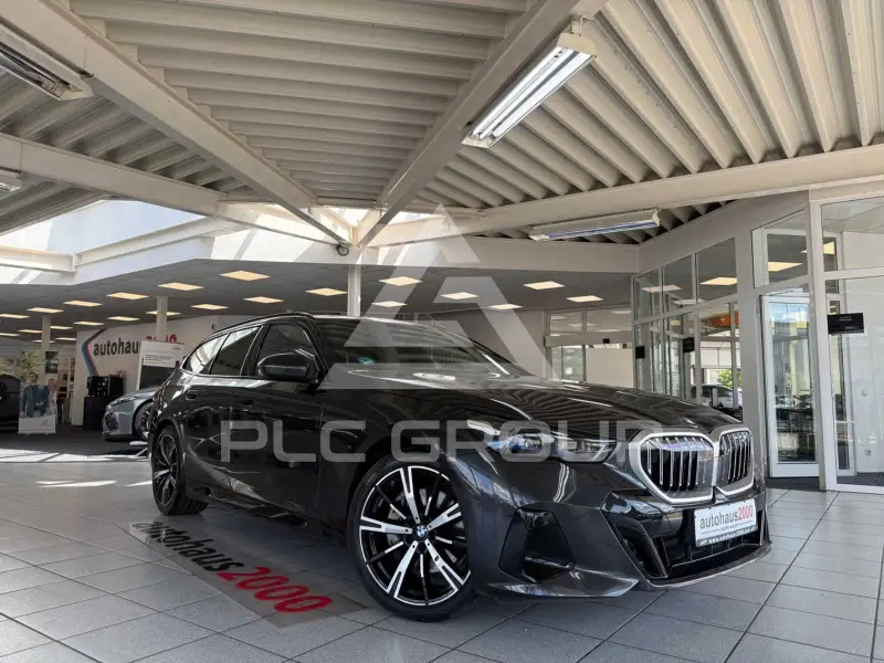 2025 BMW 540