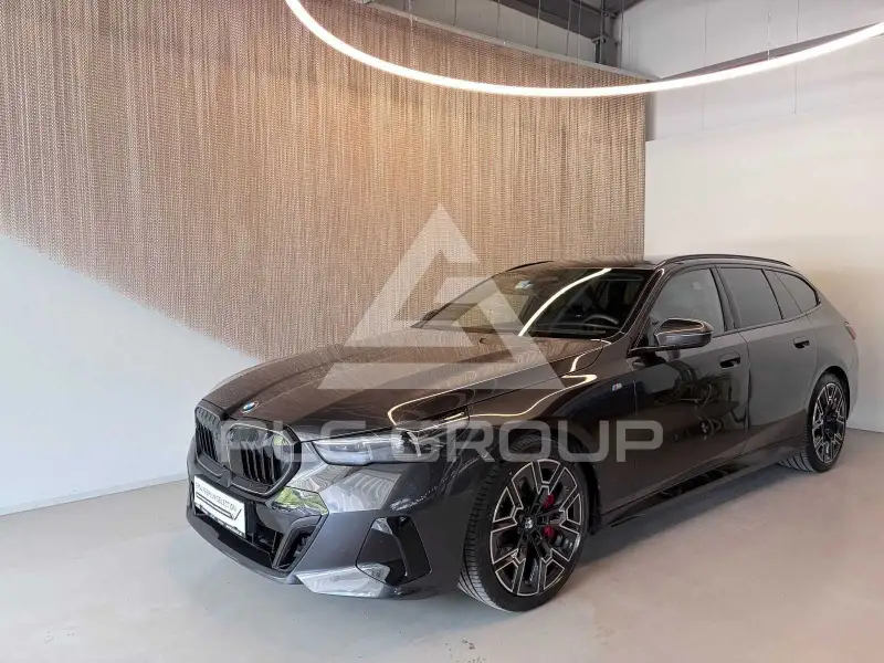 2025 BMW 540