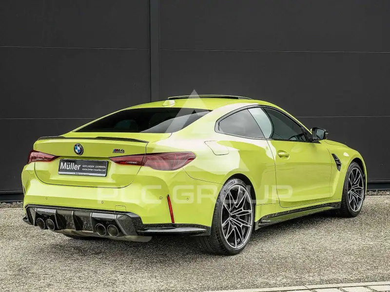 2025 BMW M4