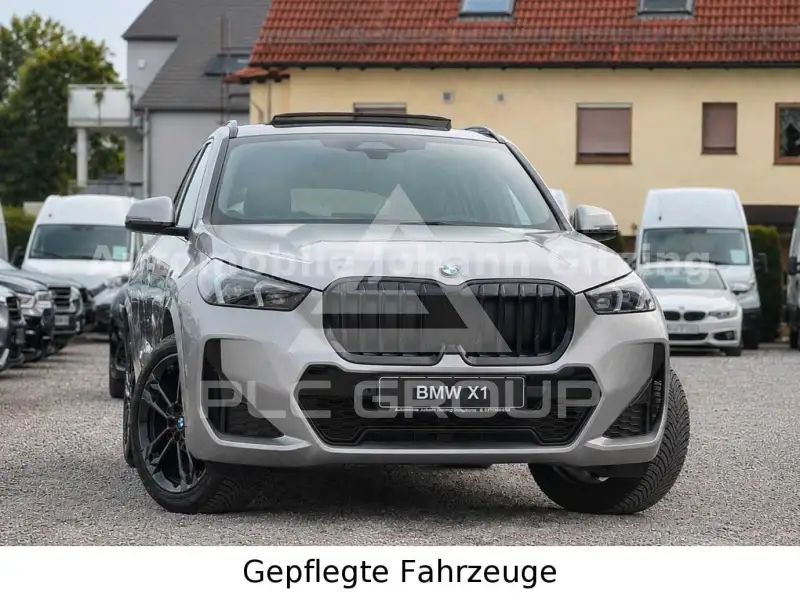 2025 BMW X1