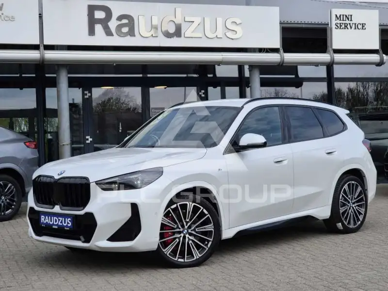 2025 BMW X1