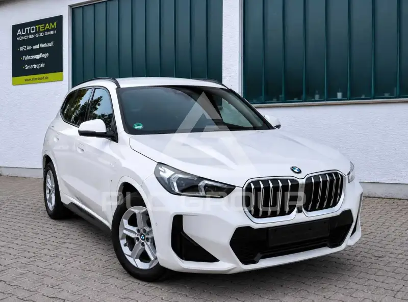 2025 BMW X1