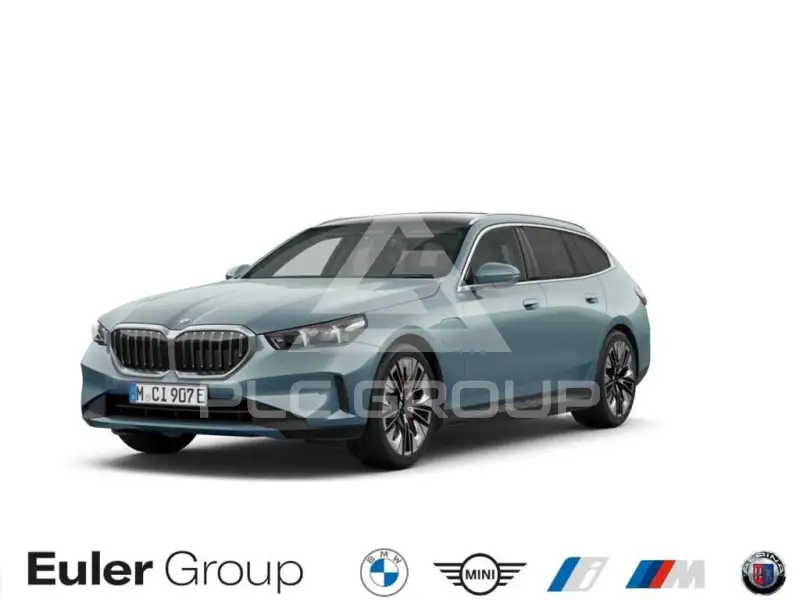 2025 BMW 550