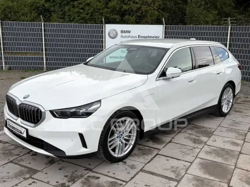 2025 BMW 550