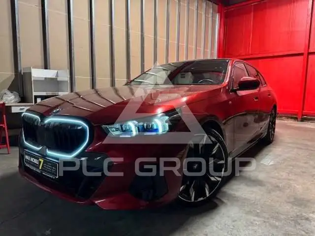 2025 BMW 550