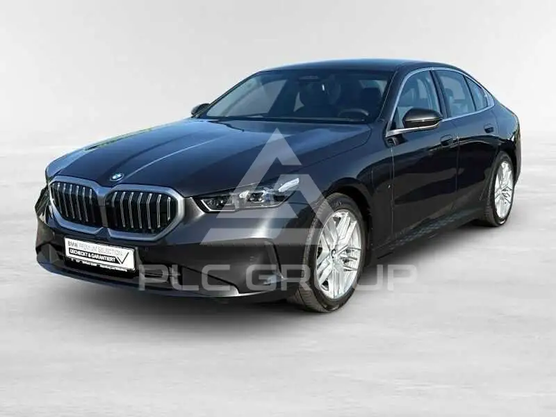 2025 BMW 550