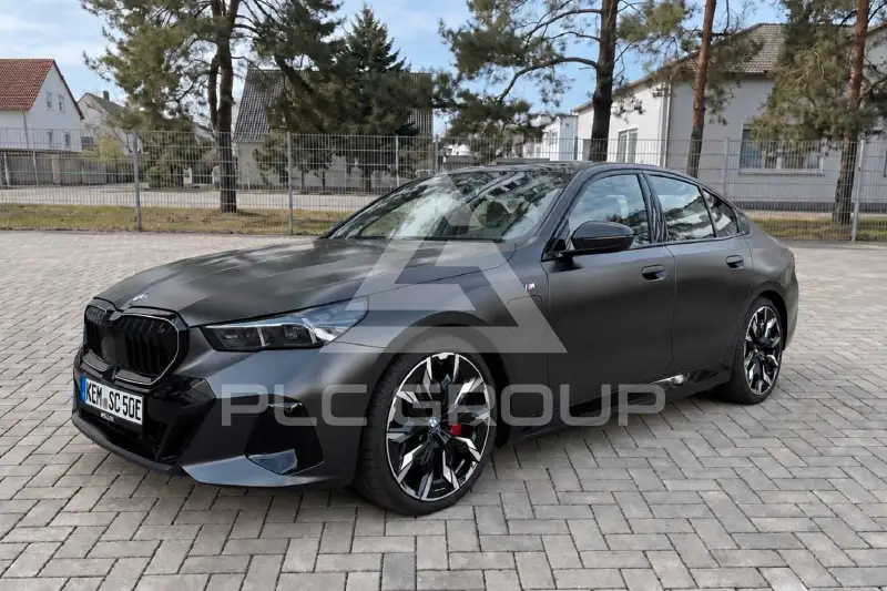 2025 BMW 550