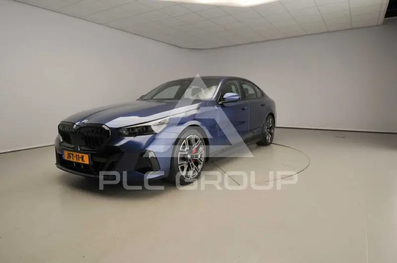 2025 BMW 550