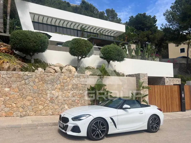 2025 BMW Z4