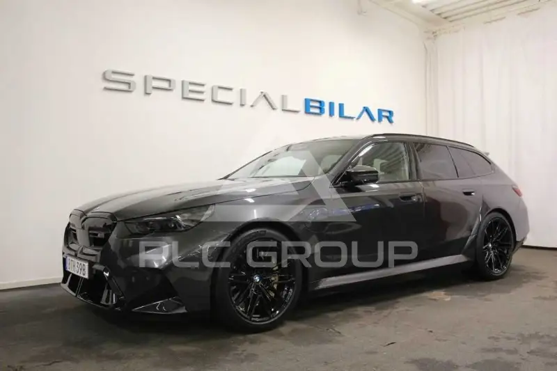 2025 BMW M5