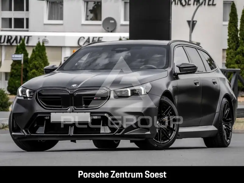2025 BMW M5