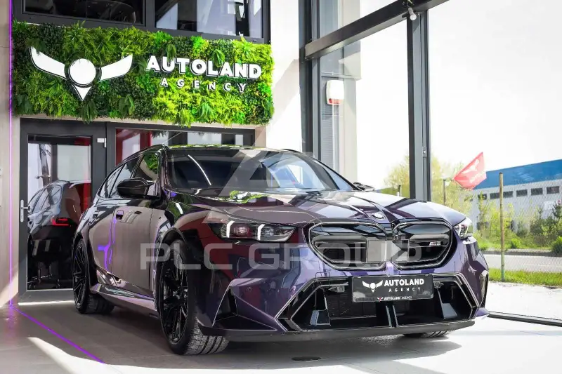 2025 BMW M5