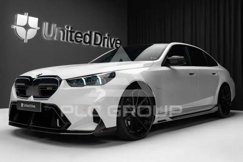 2025 BMW M5