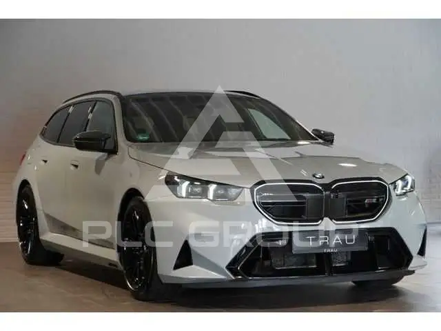 2025 BMW M5