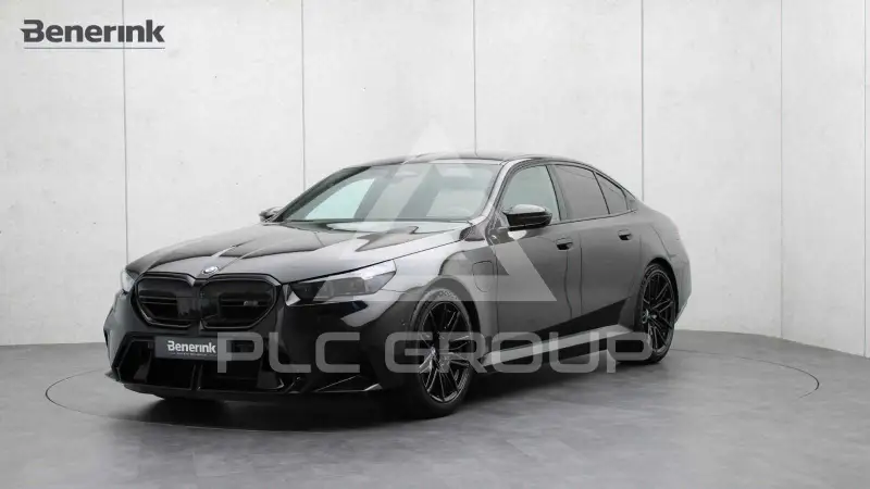 2025 BMW M5