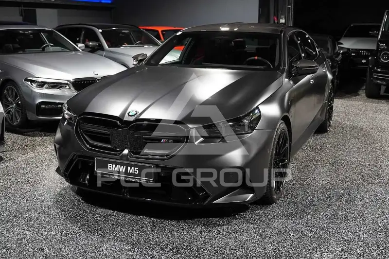 2025 BMW M5