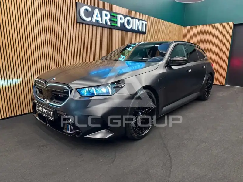 2025 BMW M5