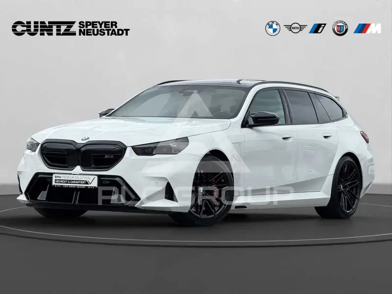 2025 BMW M5