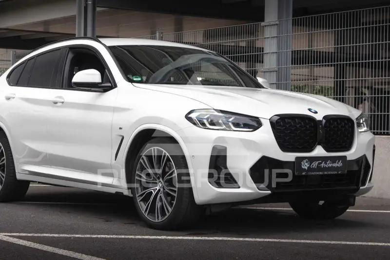 2025 BMW X4