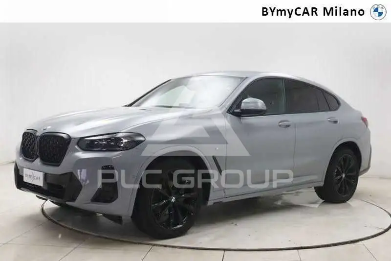 2025 BMW X4