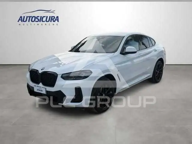 2025 BMW X4