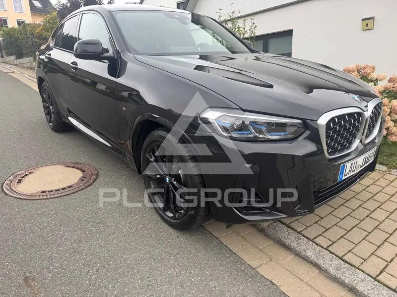 2025 BMW X4