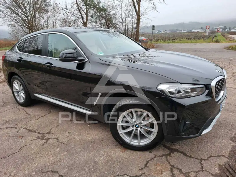 2025 BMW X4