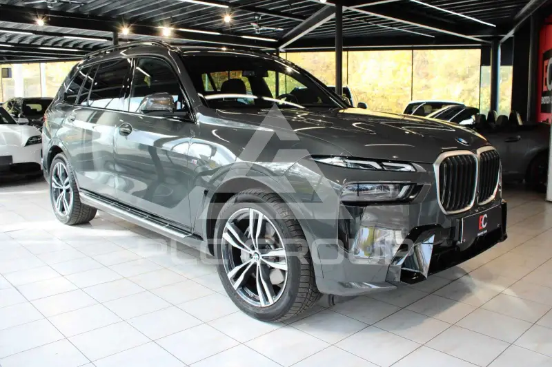 2025 BMW X7