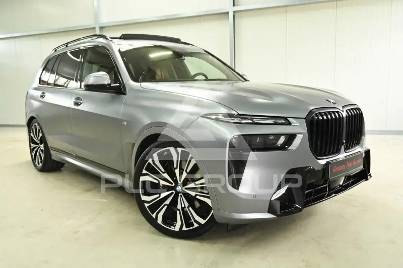 2025 BMW X7