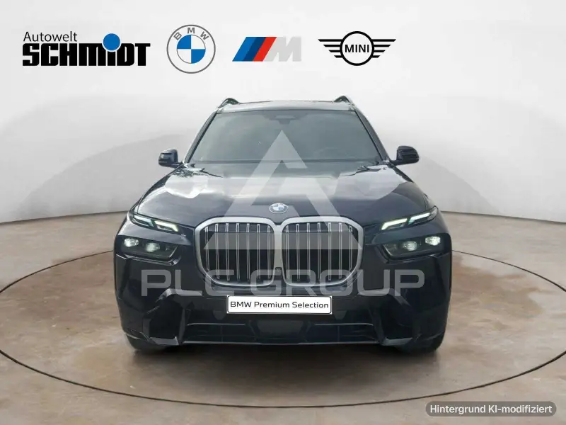 2025 BMW X7