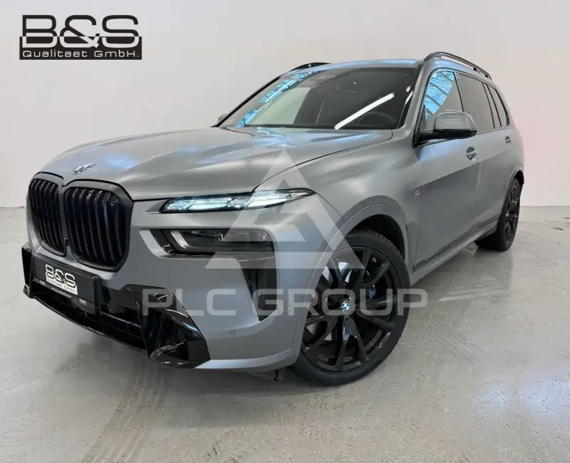 2025 BMW X7