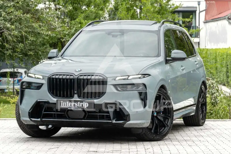 2025 BMW X7