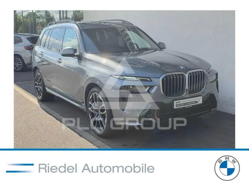 2025 BMW X7